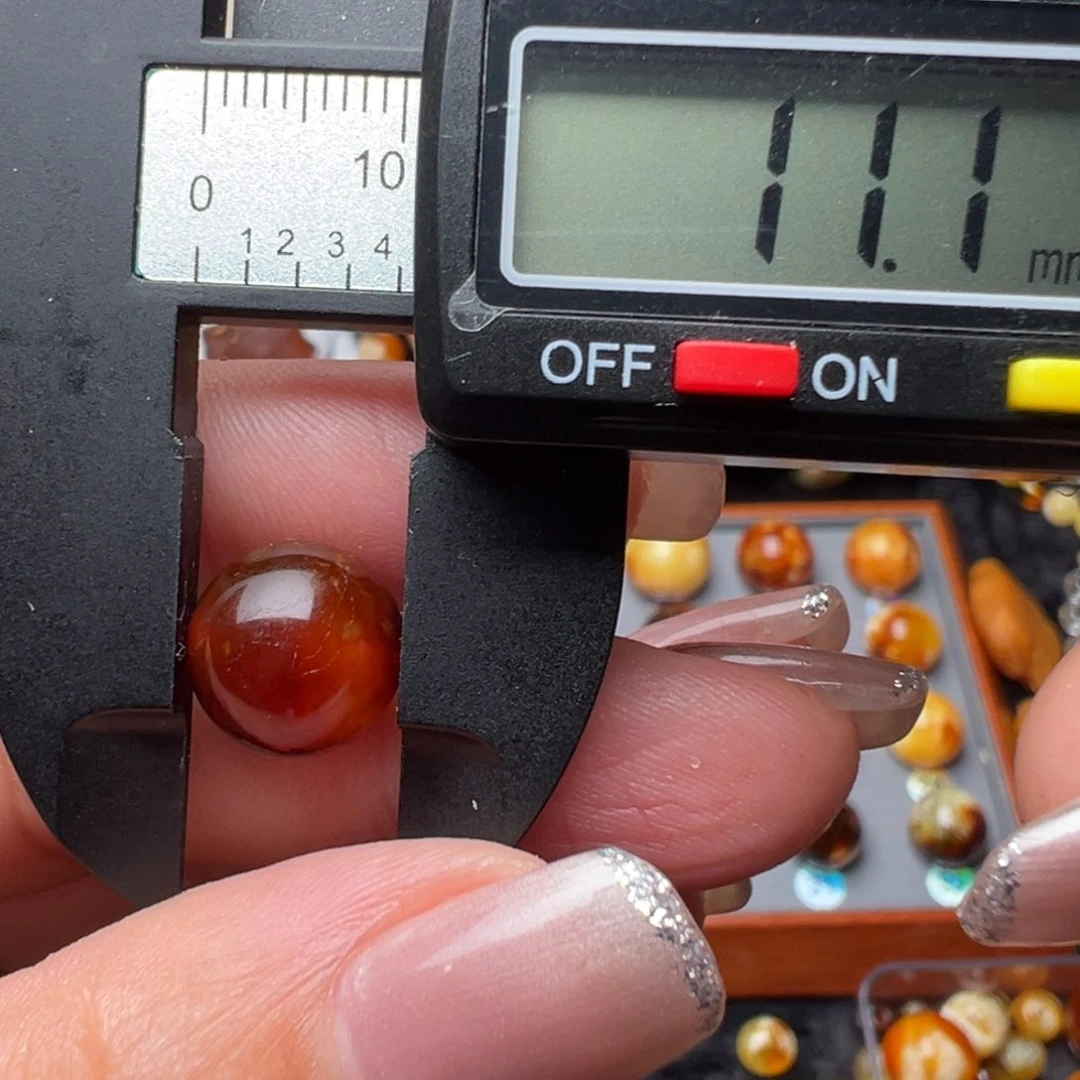 琥珀裸石未镶嵌琥珀裸石未镶嵌11