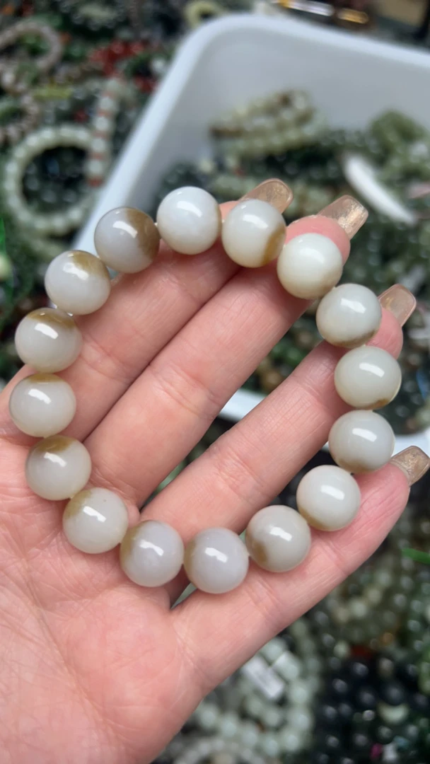 和田玉未镶嵌时尚