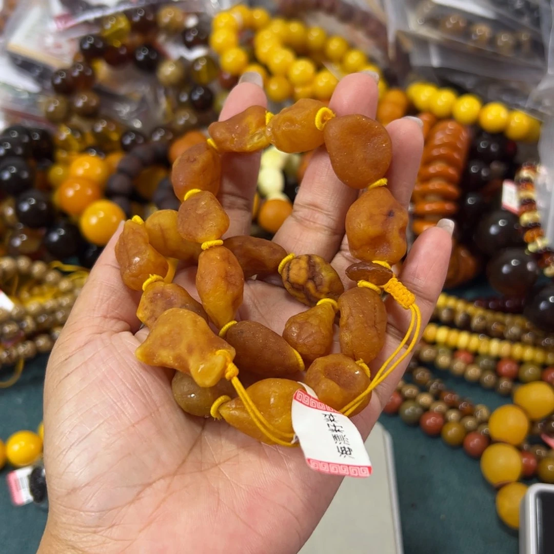 未镶嵌琥珀珠宝奇石1433