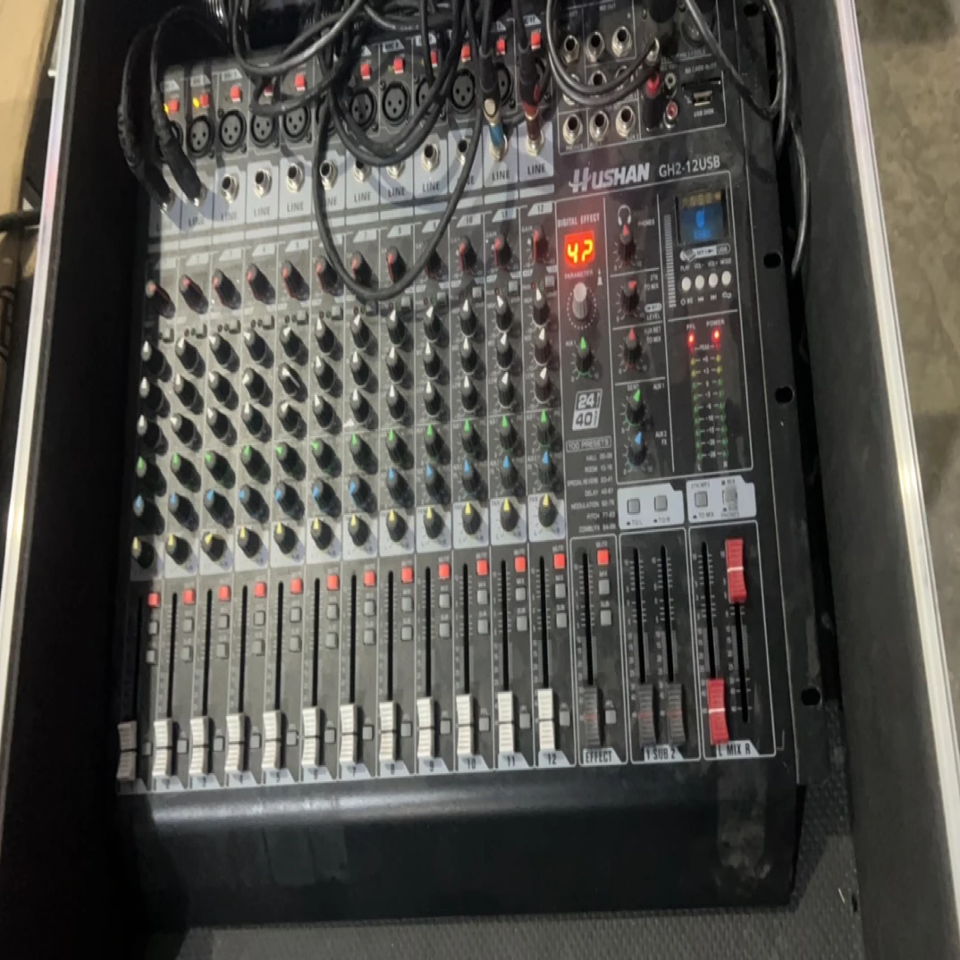 8新  二手调音台功能正常不包邮