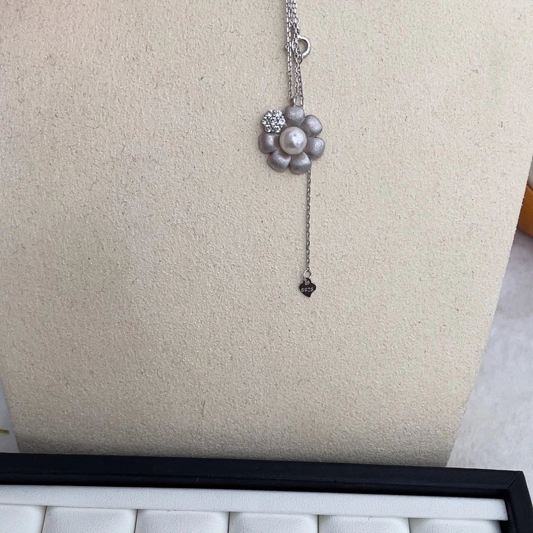 颈饰银S925镶嵌海水珍珠