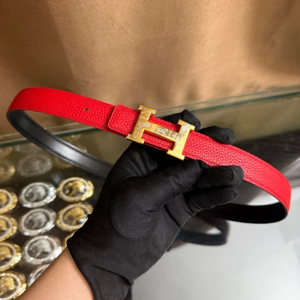 新款女士高档皮带休闲工字扣H扣牛皮腰带潮流时尚休闲百搭韩装饰