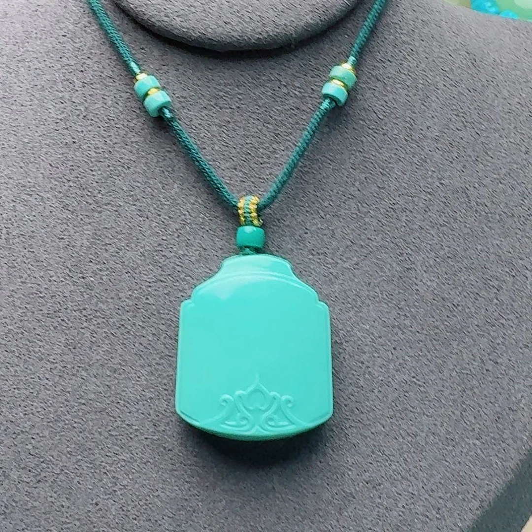 绿松石未镶嵌珠宝奇石全品精工无事牌