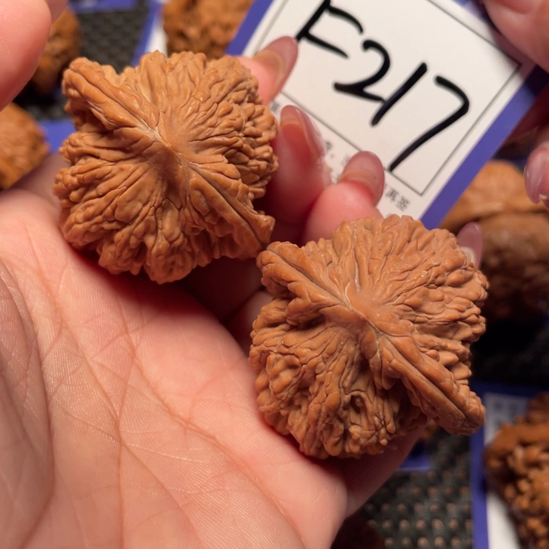 桃核把件217号麦穗42