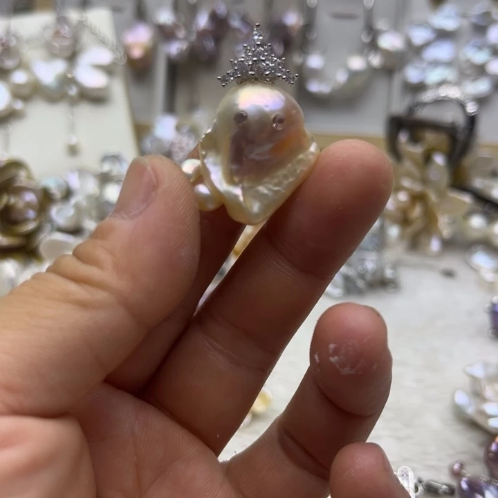 银S925镶嵌淡水珍珠耳饰