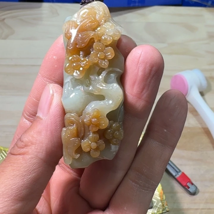 和田玉（糖玉）未镶嵌挂件