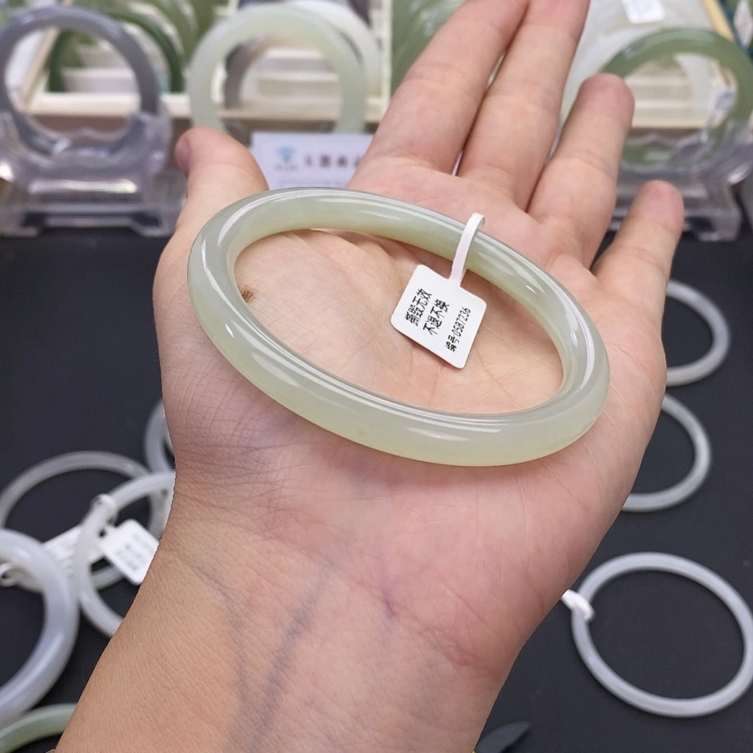 和田玉未镶嵌珠宝奇石5758