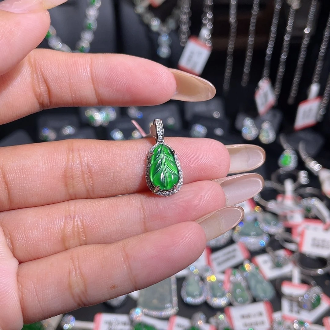 吊坠(不含链)未镶嵌翡翠小滴溜