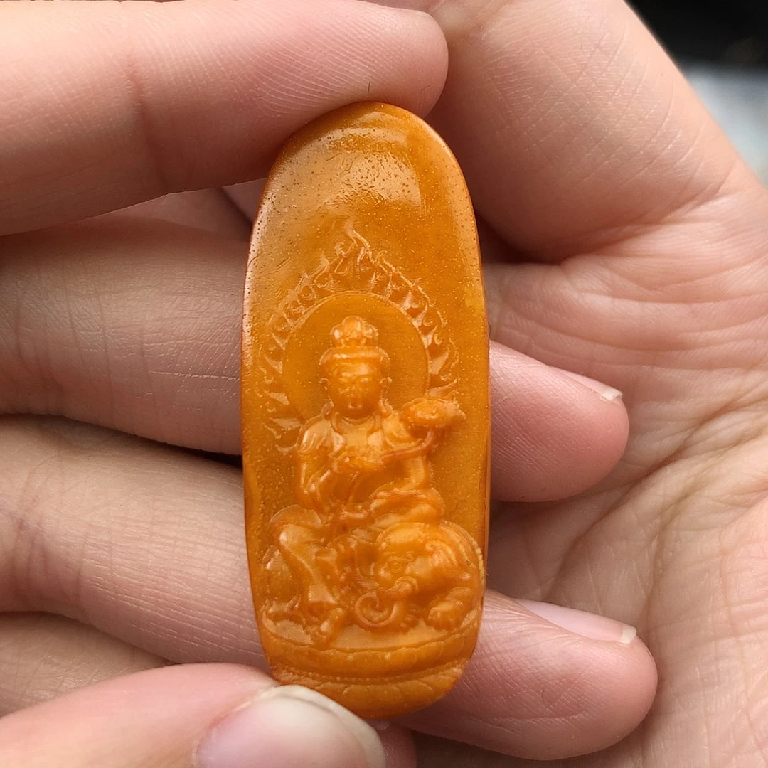 未镶嵌琥珀珠宝奇石