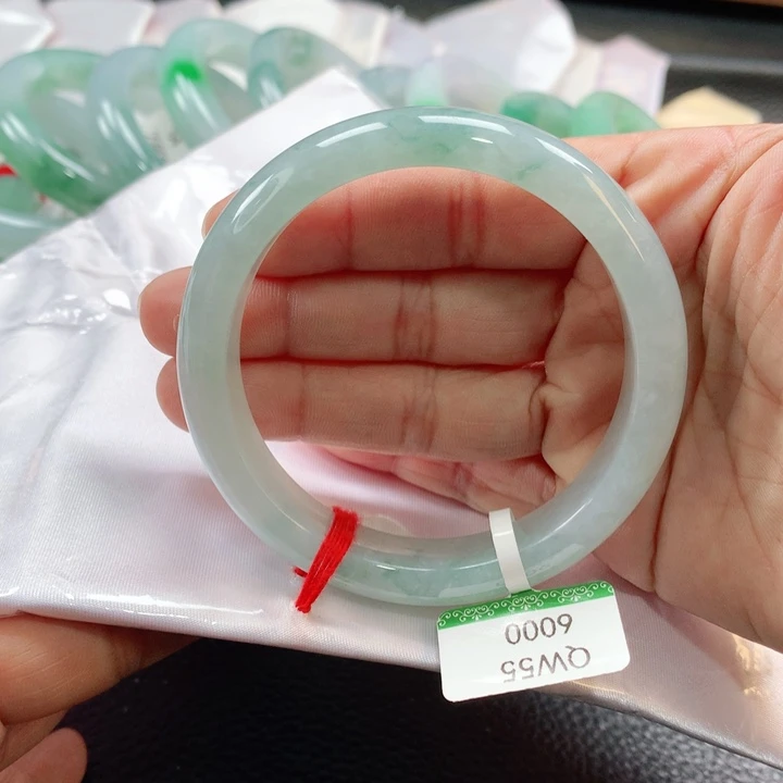 翡翠手镯未镶嵌555555555