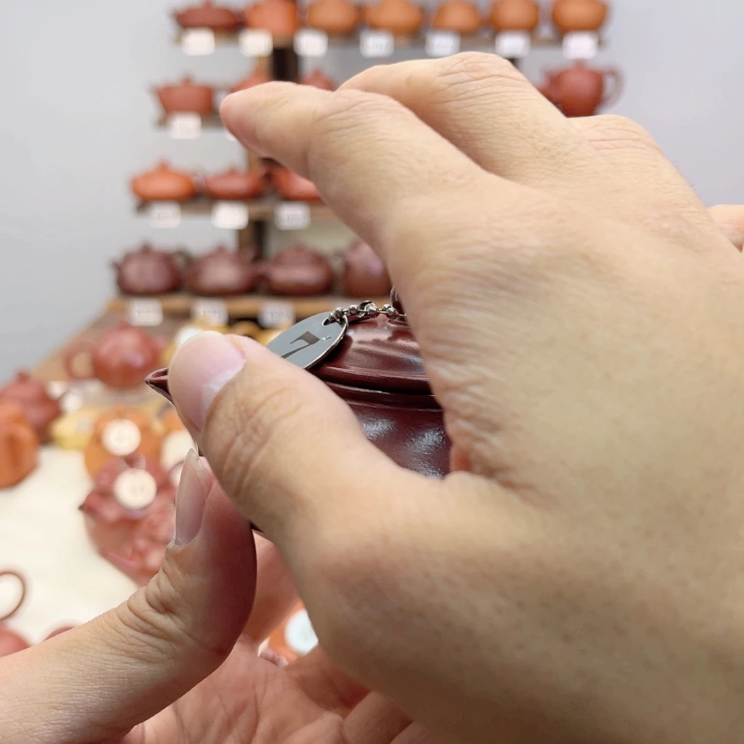 逍***樂茶壶紫砂虚扁110cc，不要赠品