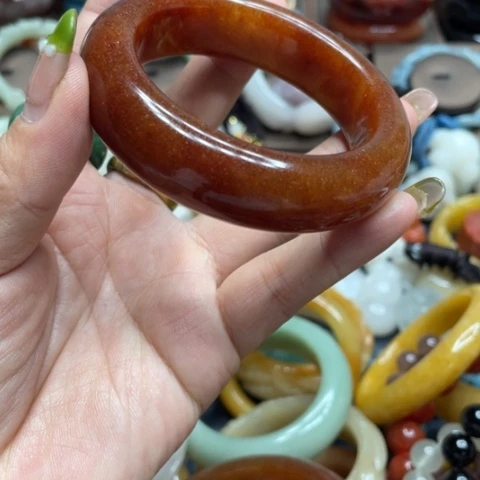合金石英质玉（黄龙玉）手链金*