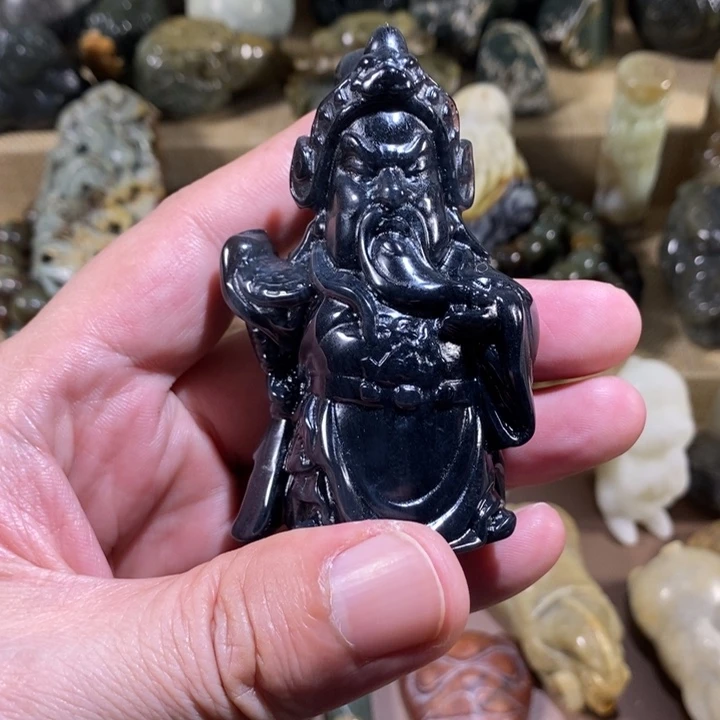 透闪石质玉未镶嵌挂件