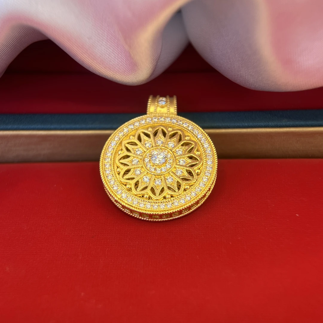 吊坠足银锆石 Y 玫瑰花窗转动罗盘——时来运转（三个颜色）