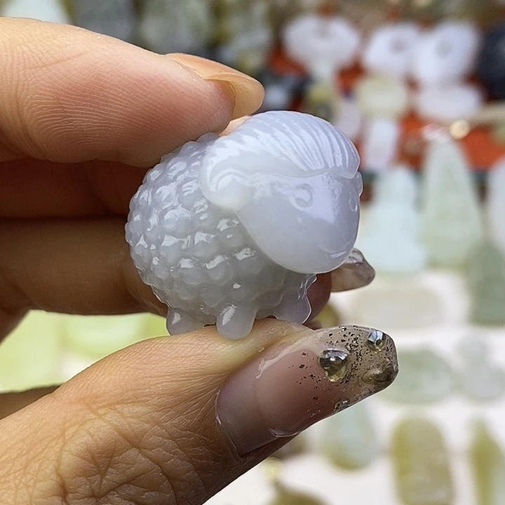 和田玉未镶嵌颈饰福利烟紫羊羊羊得意吊坠