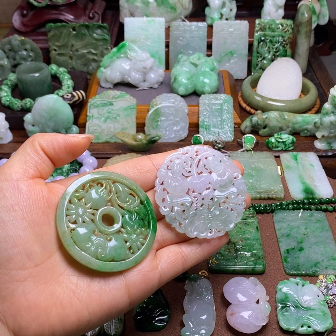 菲***菲翡翠挂件未镶嵌11111111111111111