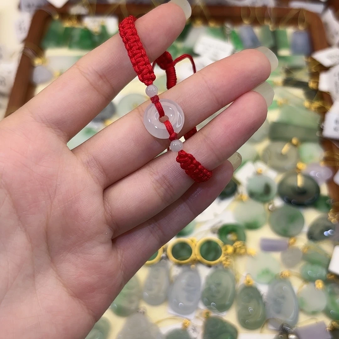 ～****翡翠未镶嵌颈饰平安扣手绳