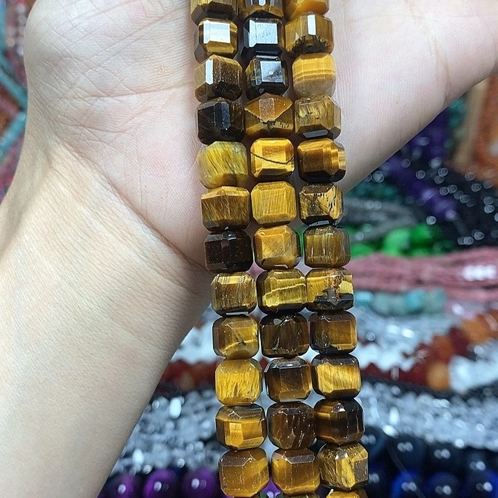 玛瑙/玉髓未镶嵌珠宝半成品天然虎眼切面方糖卡8mm30公分