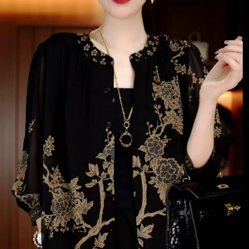 2025设计感洋气印花宽松开衫减龄遮肉琉璃双绉丝上衣外套女装