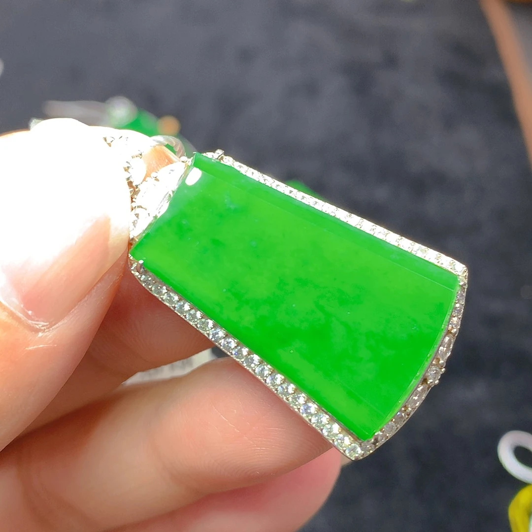 翡翠银S925镶嵌颈饰我