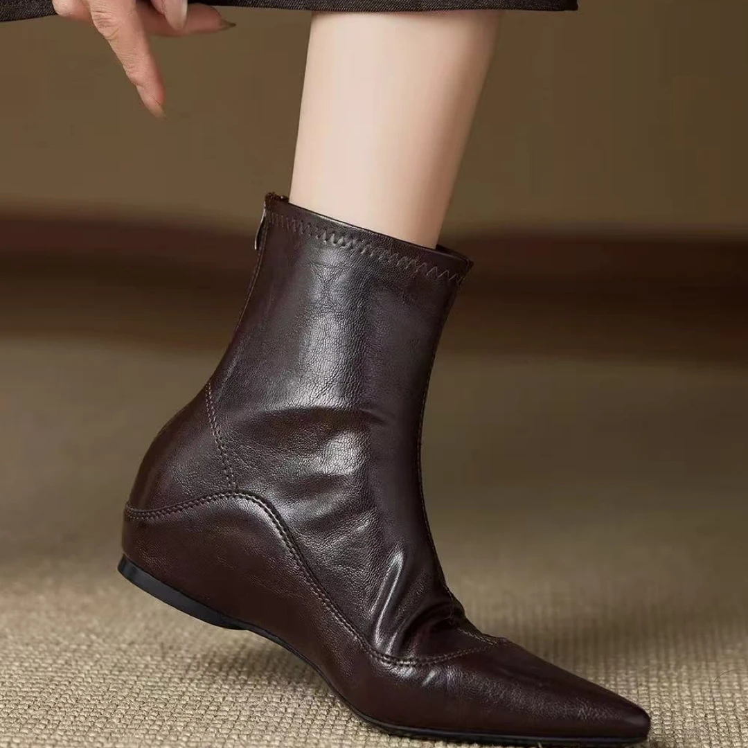 R8008-1内增高尖头瘦瘦靴女简约气质百搭弹力短靴