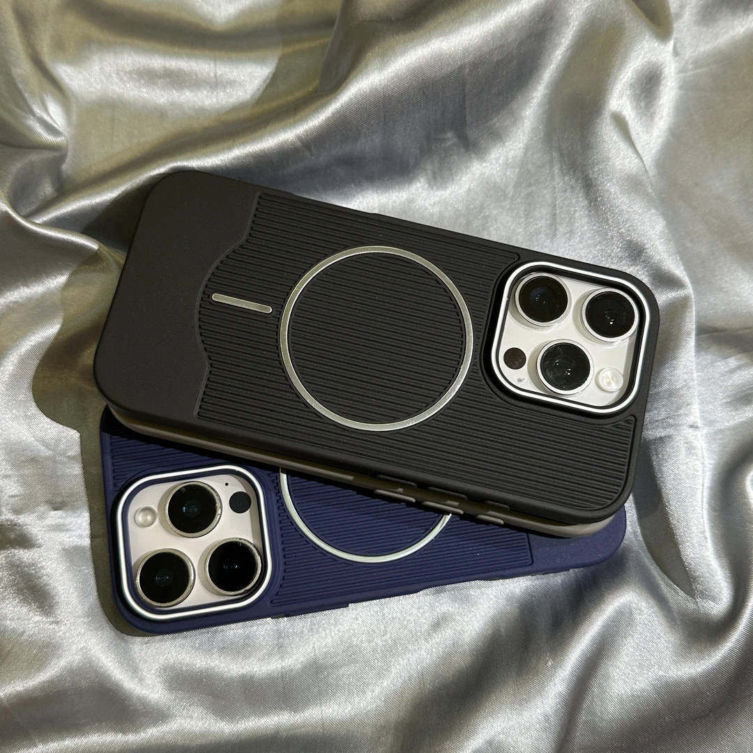 珊格纹新款磁吸适用iPhone16promax手机壳苹果17网红15简约13软