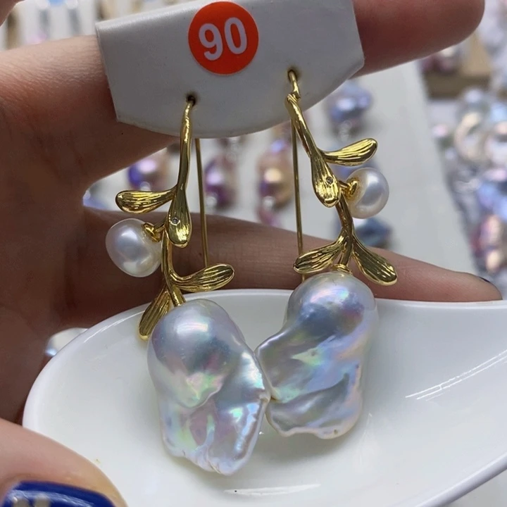 银S925镶嵌耳饰淡水珍珠