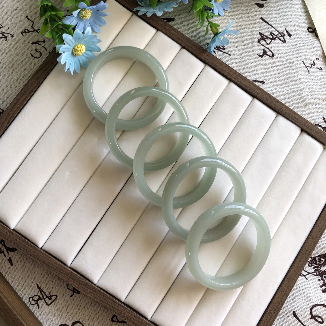 天然东陵玉晴水色手镯正圈大气淑女仙女（多样性发其一）送礼中秋