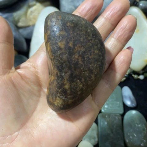 未镶嵌和田玉（糖玉）车挂