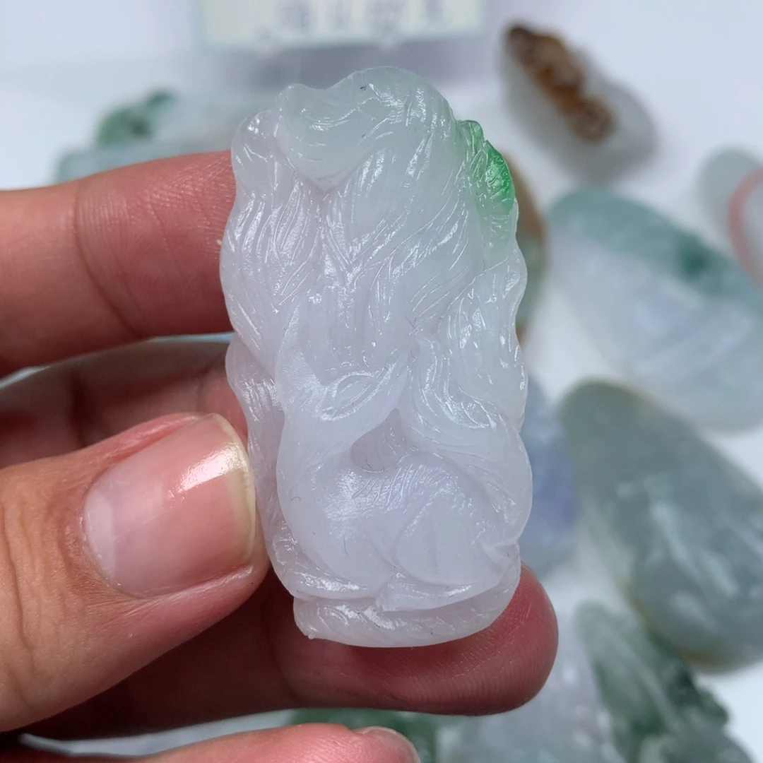 未镶嵌定制翡翠吊坠