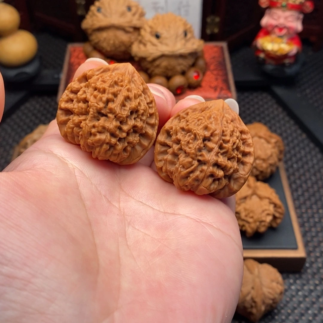 文玩核桃把件野生小官帽手捻36.5尺