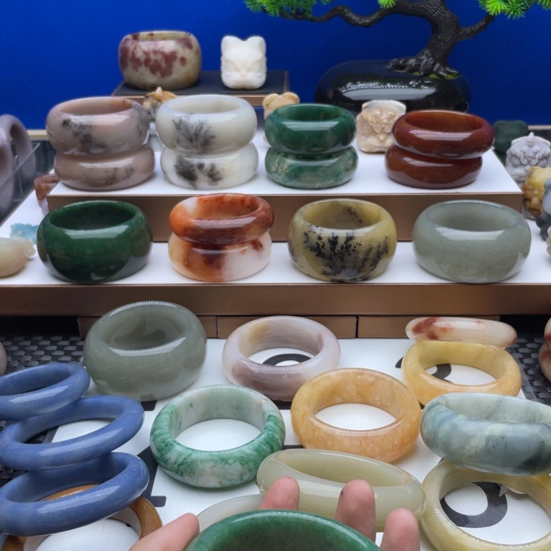 石英质玉手镯未镶嵌杏**燕