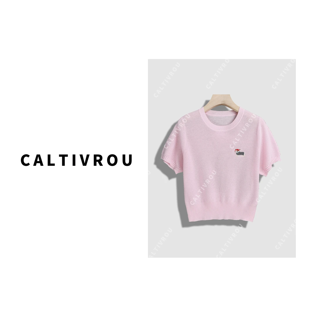 Caltivrou春季新款小狗刺绣减龄针织T恤-Y15602