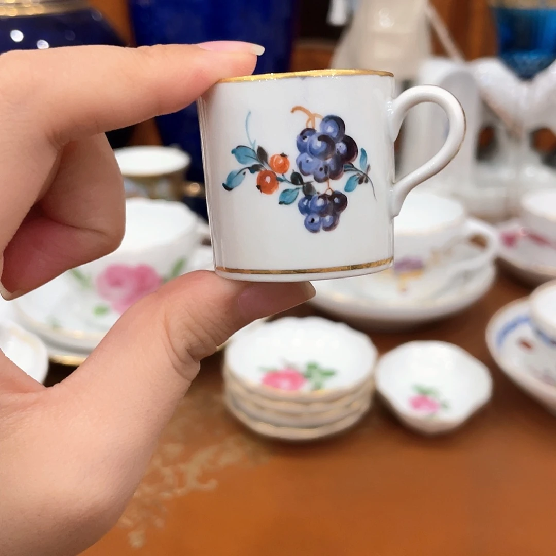 摆件中古二等娃娃杯