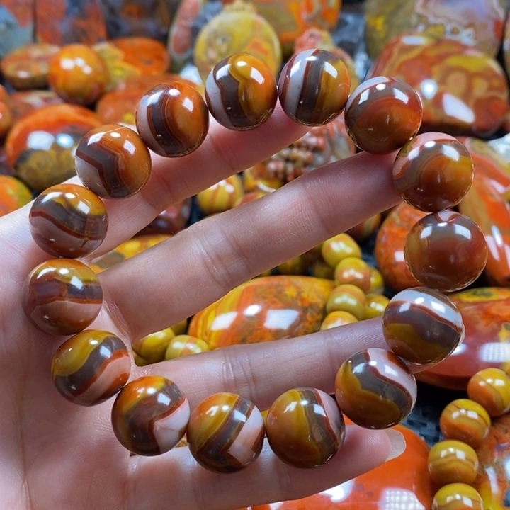 玛瑙/玉髓手串未镶嵌风**里