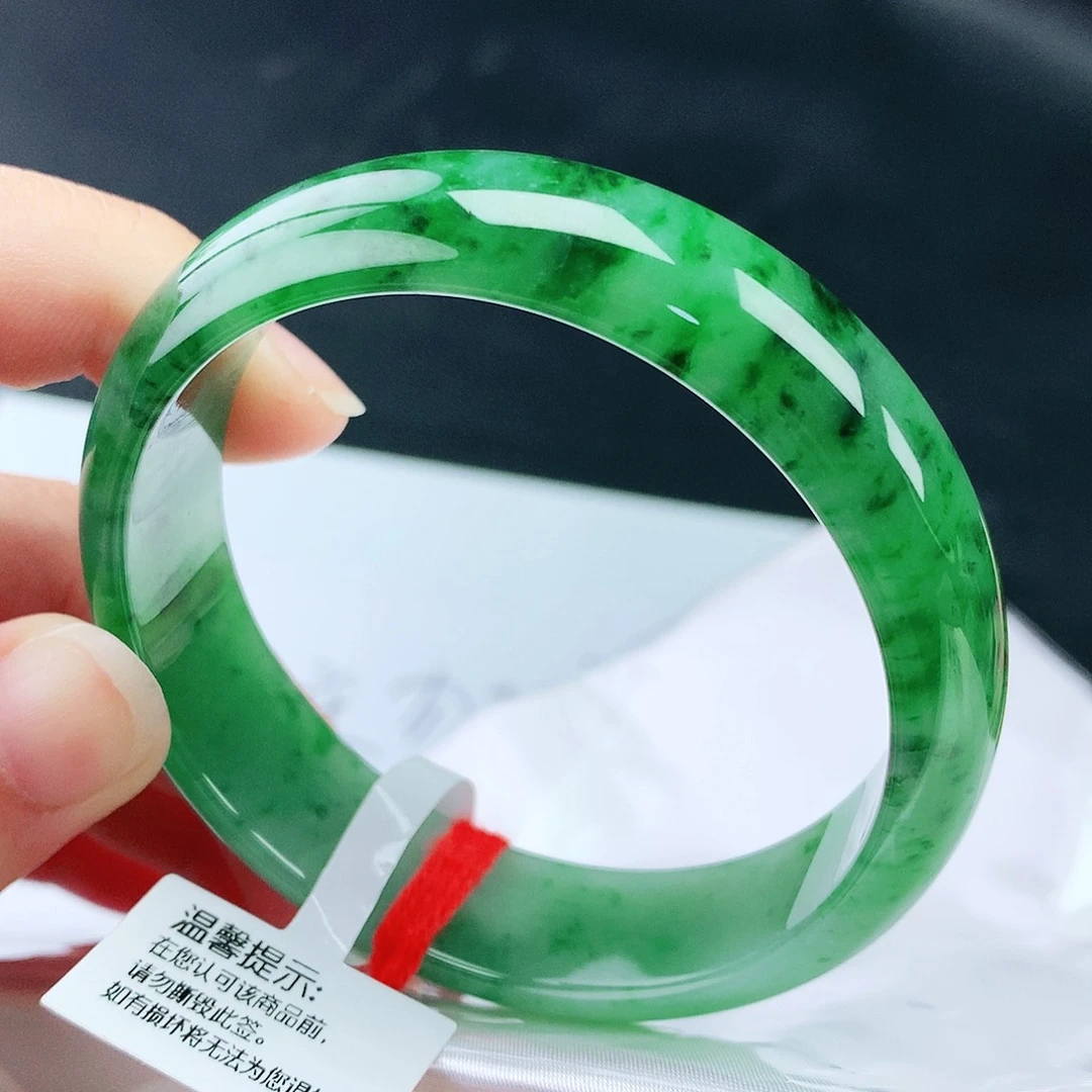 未镶嵌手镯翡翠56轮胎