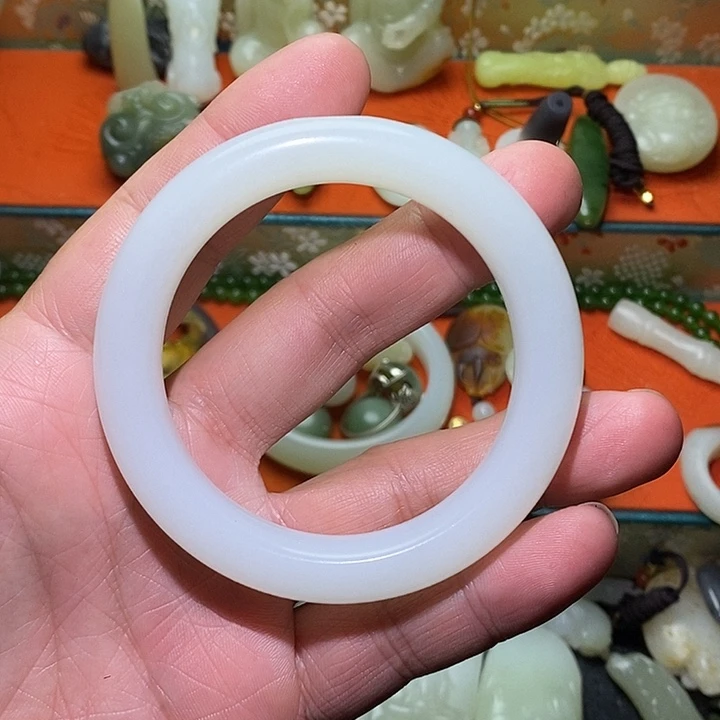 和田玉（糖玉）未镶嵌挂件