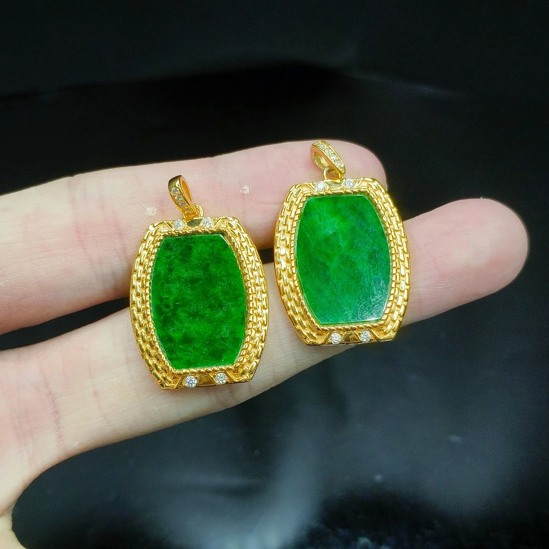 S925银翡翠无事牌吊坠赠链M5【多样性发其一】约28-13-3mm