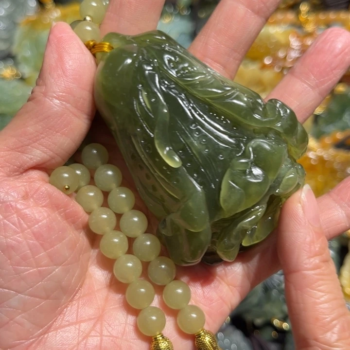 岫玉未镶嵌毛衣链