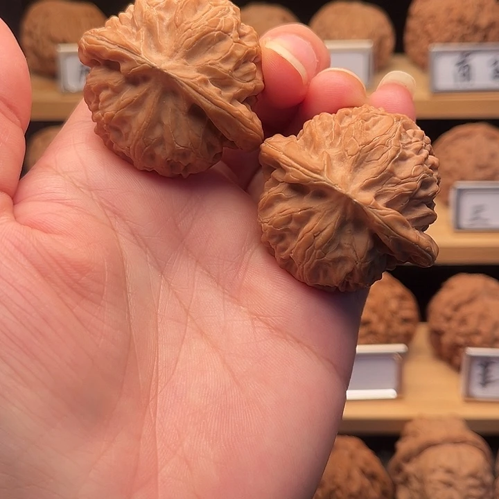 文玩核桃把件44宫灯