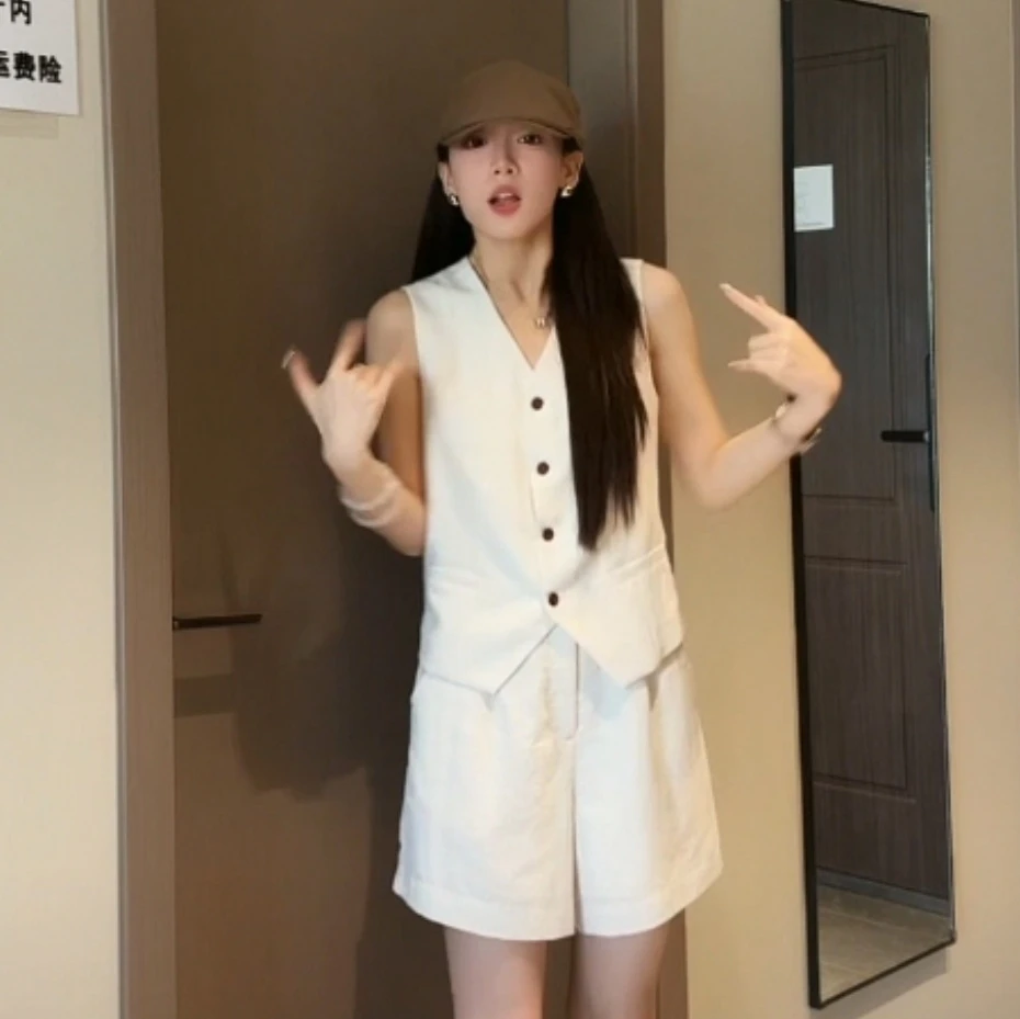 夏季轻熟老钱休闲风亚麻马甲阔腿裤气质穿搭套装