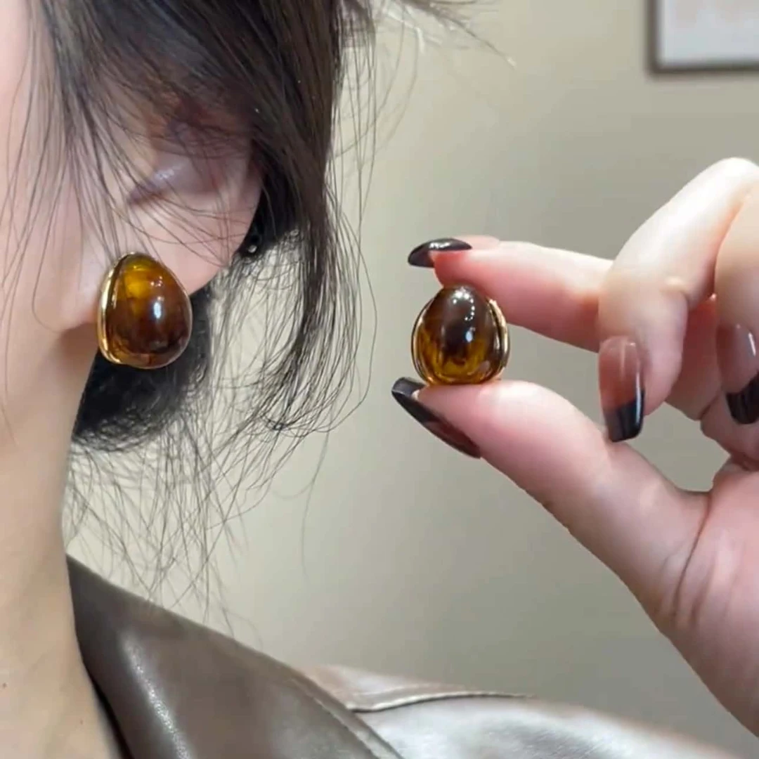 铜合金耳饰 复古琥珀咖色水滴耳环2025新款耳钉小众气质轻奢耳饰