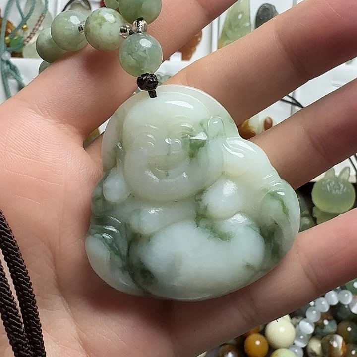 未镶嵌蛇纹石玉吊坠
