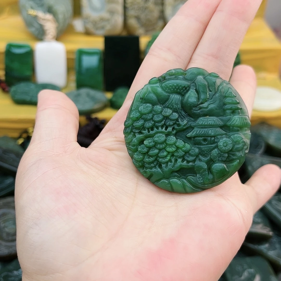 和田玉未镶嵌颈饰