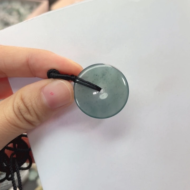 翡翠未镶嵌颈饰A货翡翠不退不换