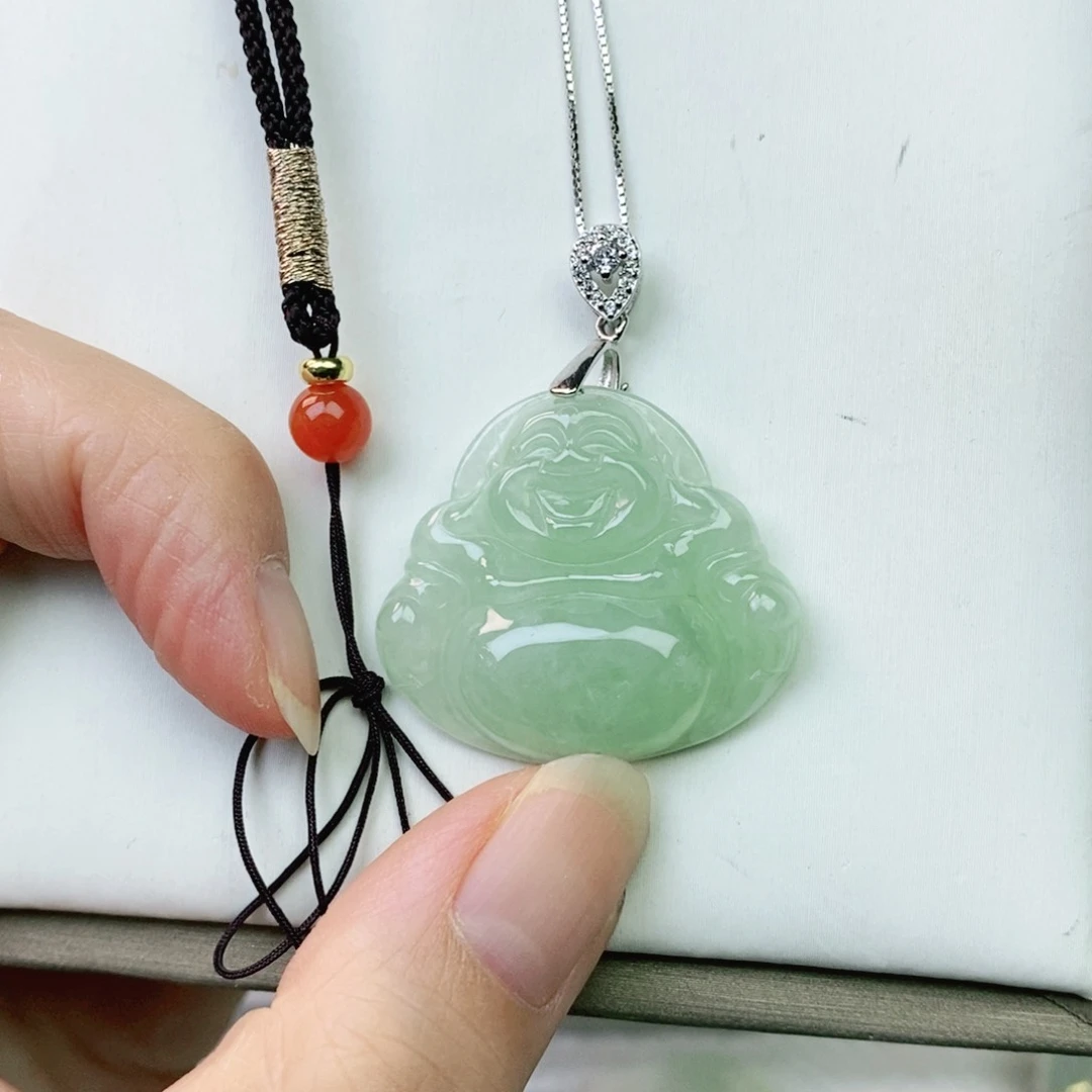 秀***秀翡翠未镶嵌颈饰佛公