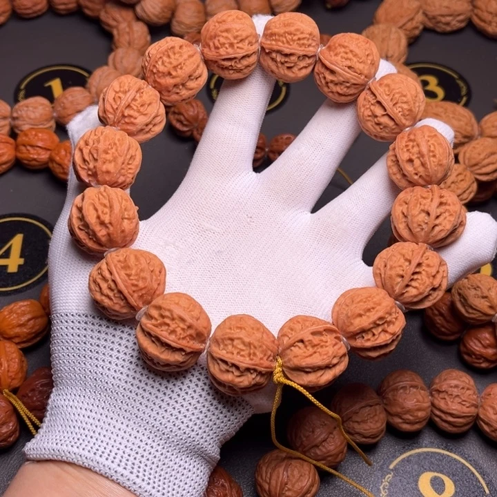 1***7文玩核桃手串粗筋八棱