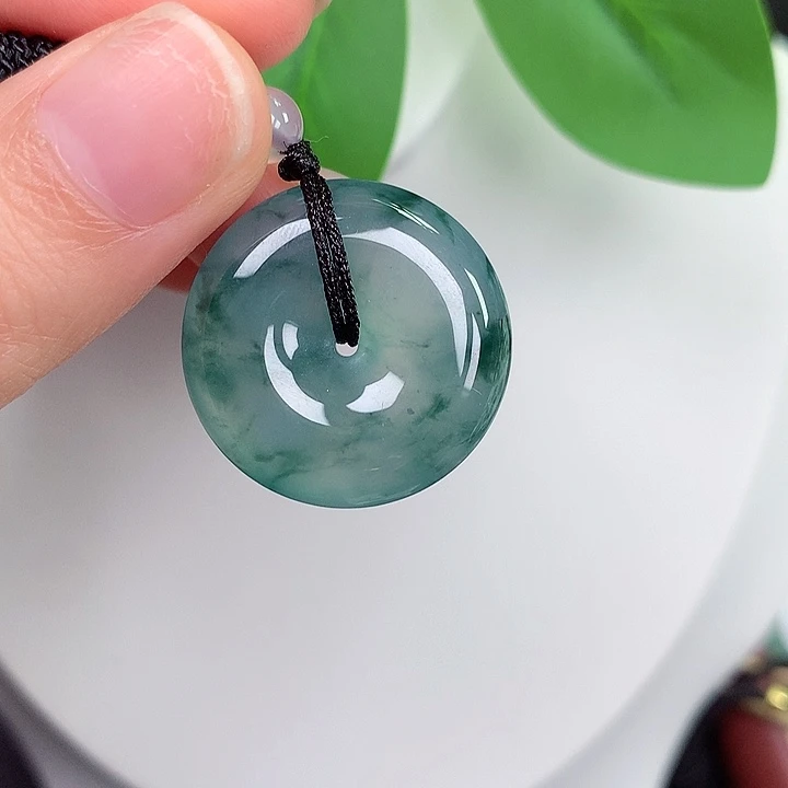 颈饰未镶嵌翡翠27.3-6.4mm