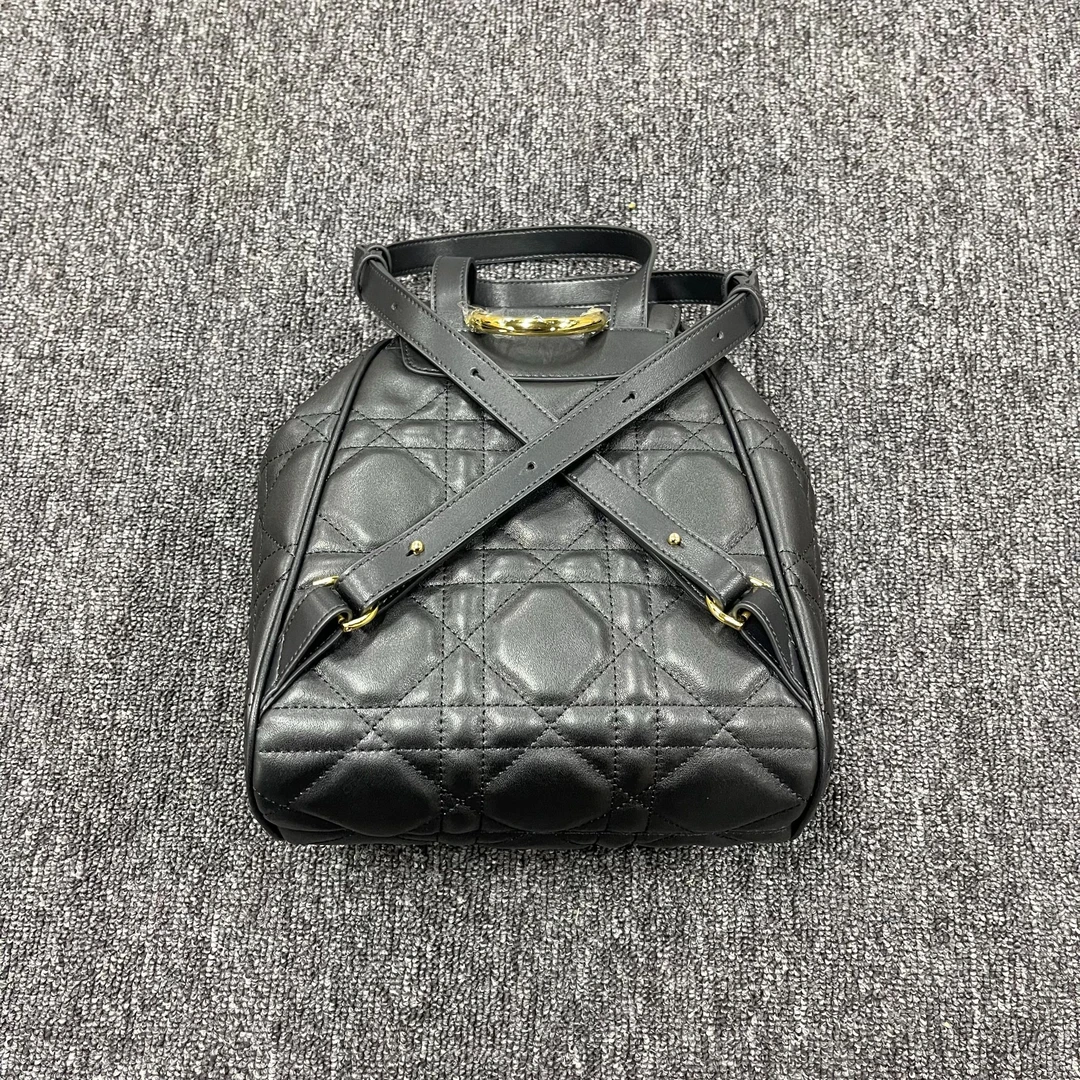 黑色休闲双肩背包34254