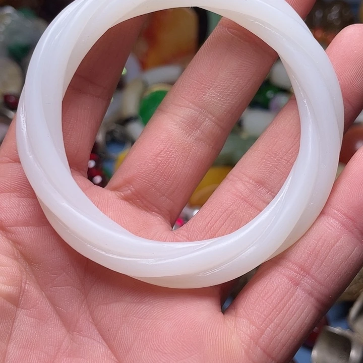 白玉菩提吊坠精品好物包邮到家